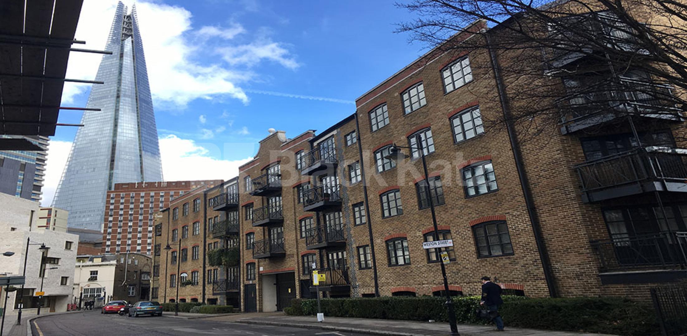 			NEW INSTRUCTION, 3 Bedroom, 1 bath, 1 reception Penthouse			 Bridgewalk Heights, 80 Weston Street, London Bridge